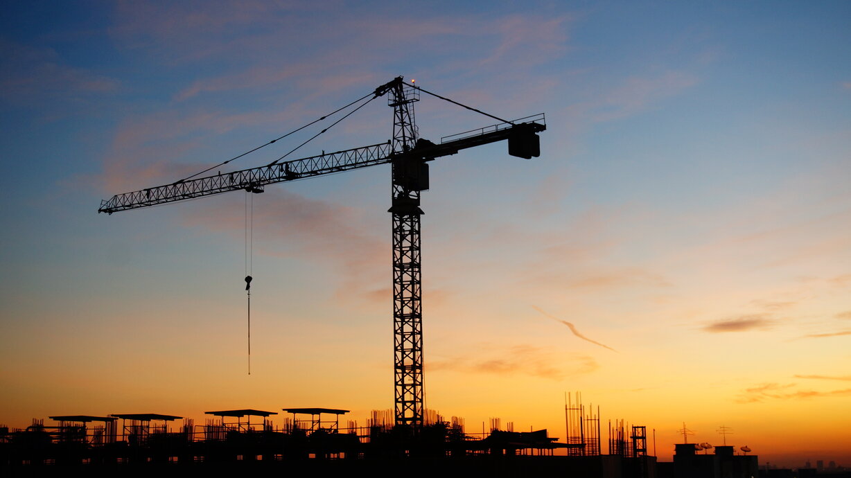rsz_shutterstock_613078037_Construction